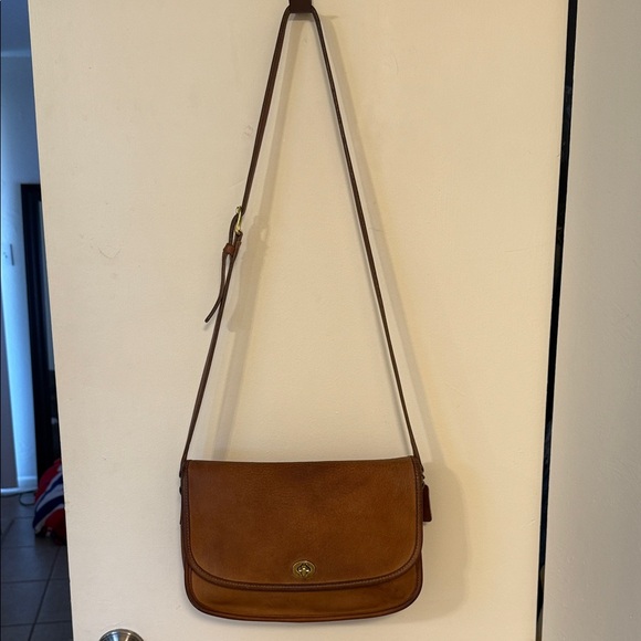 Vintage Coach City Bag - Picture 5 of 17